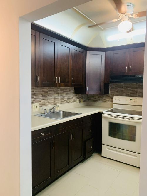 7 Suffolk A, Boca Raton, FL, 33434-4907 | Card Image