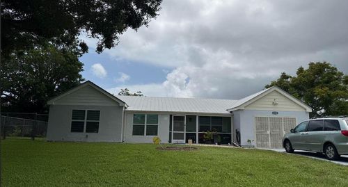 1910 Se Rainier Rd, Port St. Lucie, FL, 34952-7610 | Card Image