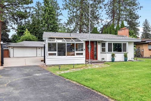 6714 N Stevens St, Spokane, WA, 99208-4011 | Card Image