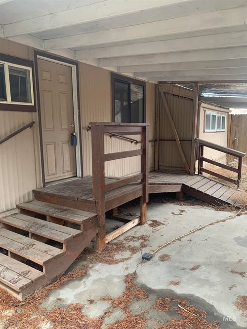 3898 S Springfield Ave, Meridian, ID, 83642-6938 | Card Image