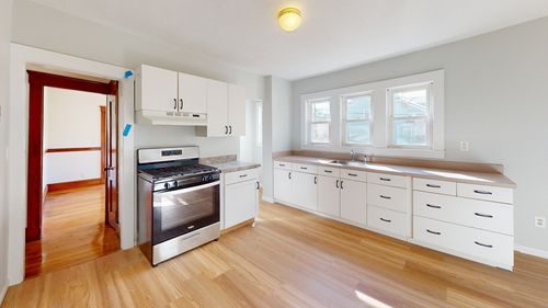 0-897 Canterbury St, Boston, MA, 02131-3923 | Card Image