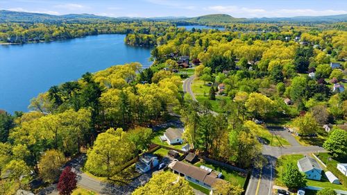 1 Brayton Dr, Southwick, MA, 01077-9649 | Card Image