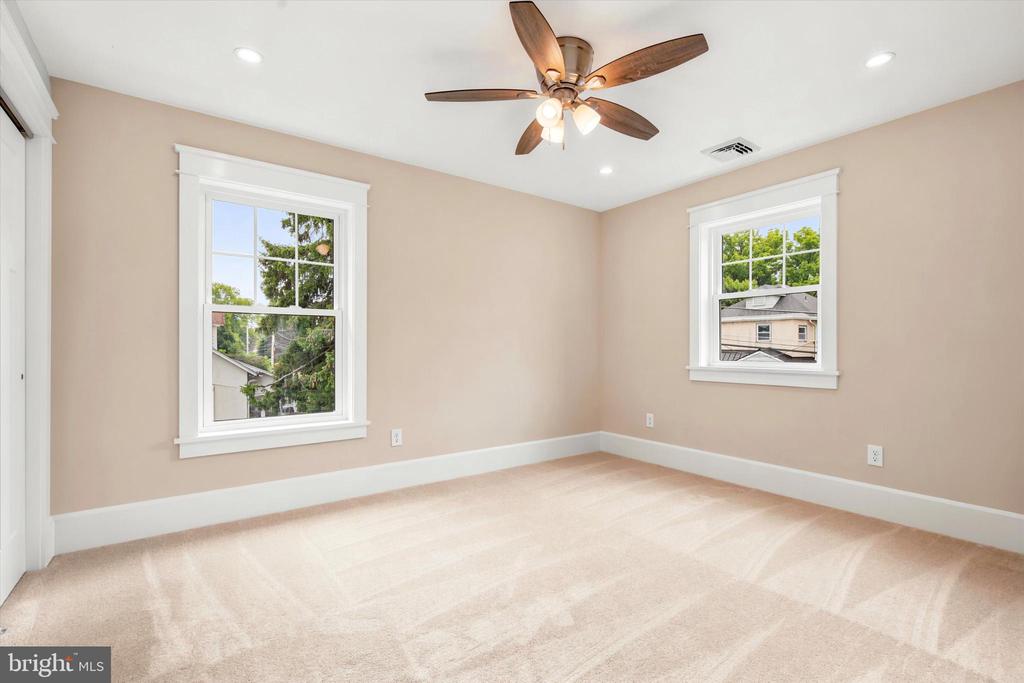 Residential in AMBLER 4