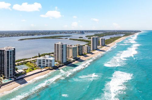 7b-5400 N Ocean Dr, Riviera Beach, FL, 33404-2525 | Card Image