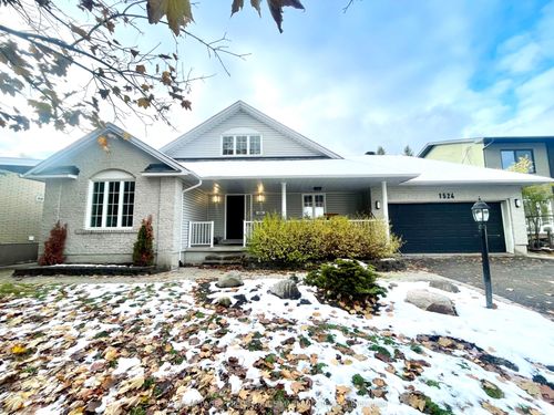 1524 Caledon St, Ottawa, ON, K1G0H8 | Card Image