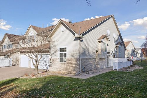 2687 Mallard Dr, Woodbury, MN, 55125-3852 | Card Image