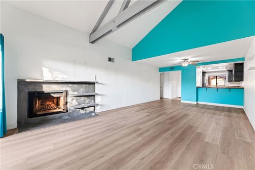 305-1110 Ohio Ave, Long Beach, CA, 90804-3601 | Card Image