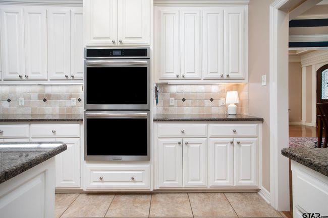 11208 Marsh Wren Cir, House other with 4 bedrooms, 3 bathrooms and null parking in Flint TX | Image 12