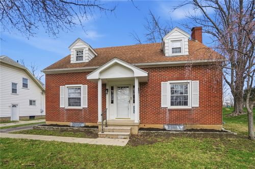 271 Main St, New Lebanon, OH, 45345-1226 | Card Image