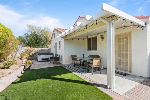 7841 Wavering Pine Dr, Las Vegas, NV, 89143-1379 | Card Image