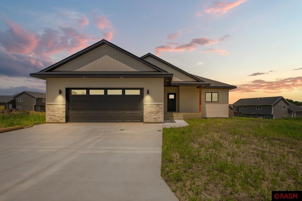 Peregrine Ave, Eagle Lake, MN 56024