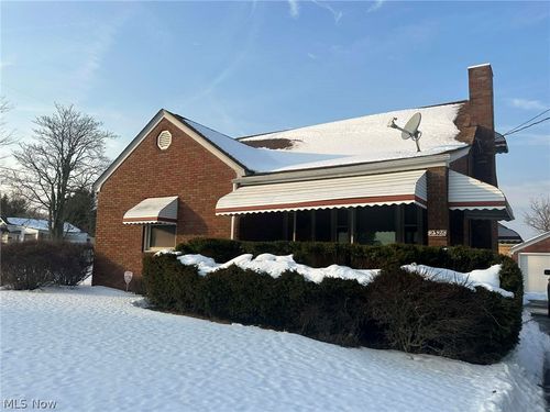 2328 Connecticut Ave, Youngstown, OH, 44509-1718 | Card Image