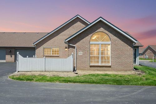 4969 Meadow Run Dr, Hilliard, OH, 43026-7163 | Card Image