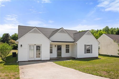 3687 Cheshire Woods Dr, Winston-Salem, NC, 27106-2256 | Card Image
