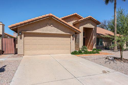 124 W Myrna Ln, Tempe, AZ, 85284-3044 | Card Image