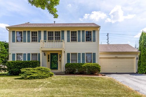 6965 Bentley Dr, Gurnee, IL, 60031-5148 | Card Image