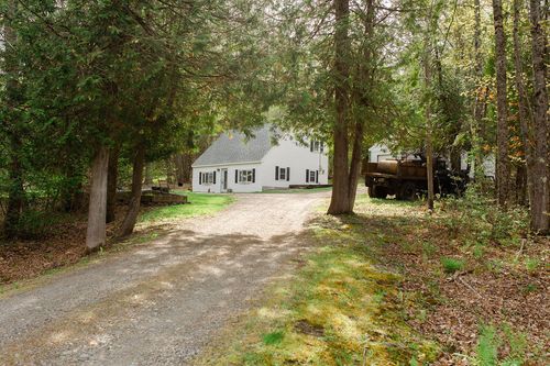 7 Upper Oak Point Rd, Winterport, ME, 04496-3440 | Card Image