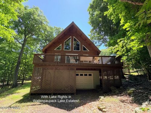 1045 Bear Trail Rd, Lake Ariel, PA, 18436-8009 | Card Image