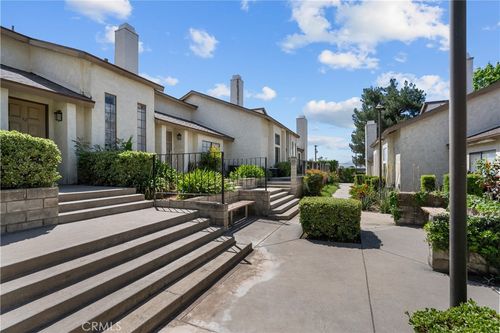 2b-1974 E Lynwood Dr, San Bernardino, CA, 92404 | Card Image