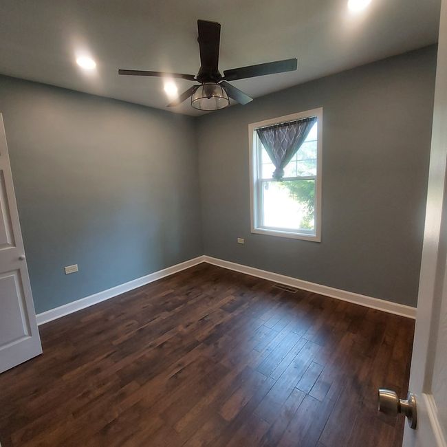 1330 Walnut St, House other with 3 bedrooms, 2 bathrooms and 2 parking in Waukegan IL | Image 11