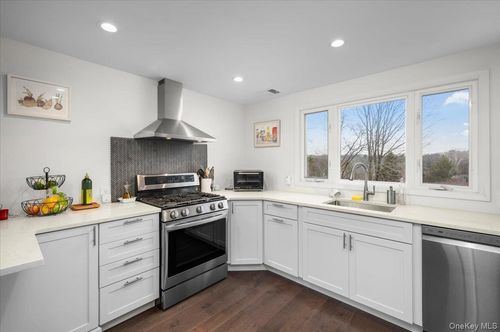 46 Rose St, Hastings On Hudson, NY, 10706-3409 | Card Image