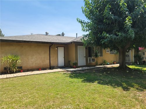 811 W State St, Redlands, CA, 92373 | Card Image