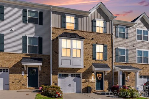 411 Dalton Cir, Fort Mill, SC, 29715-6952 | Card Image