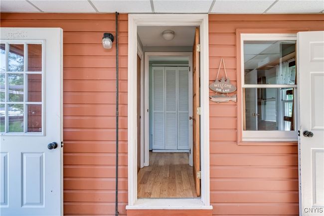 8450 Tuttle Rd, House other with 2 bedrooms, 2 bathrooms and null parking in Bridgeport NY | Image 15