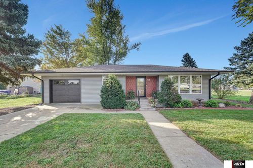 111 E 3rd Street, Valparaiso, NE, 68065 | Card Image