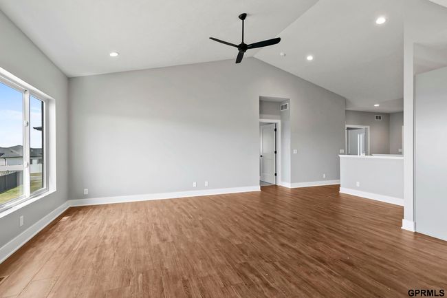 309 N 105 Th St, House other with 2 bedrooms, 2 bathrooms and 2 parking in Lincoln NE | Image 6