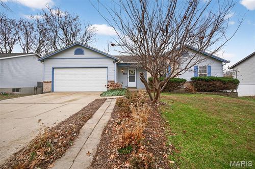 6420 Long Timber Dr, O Fallon, MO, 63368-7805 | Card Image