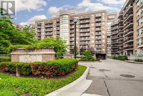 183-650 Lawrence Ave W, North York, ON, M6A3E8 | Card Image
