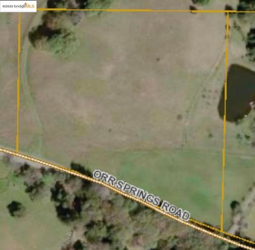 8000 Orr Springs Rd, Ukiah, CA, 95482-3126 | Card Image