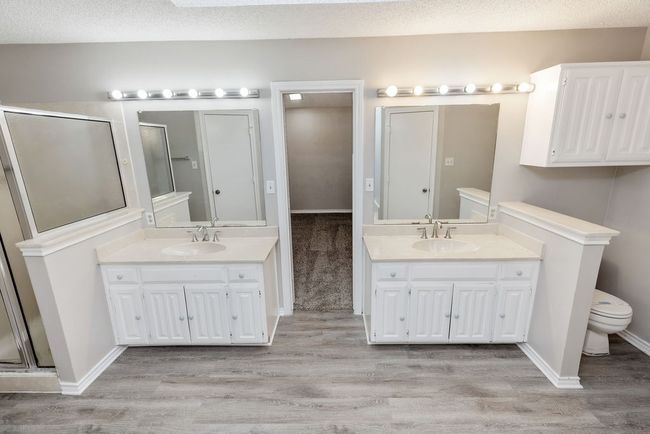 1906 Lavaca Trl, House other with 3 bedrooms, 2 bathrooms and null parking in Carrollton TX | Image 11