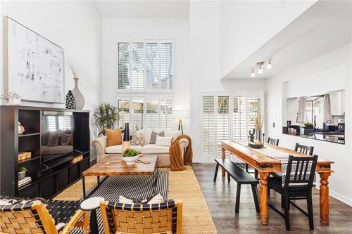 924 Hyde Ct, Costa Mesa, CA, 92626 | Card Image