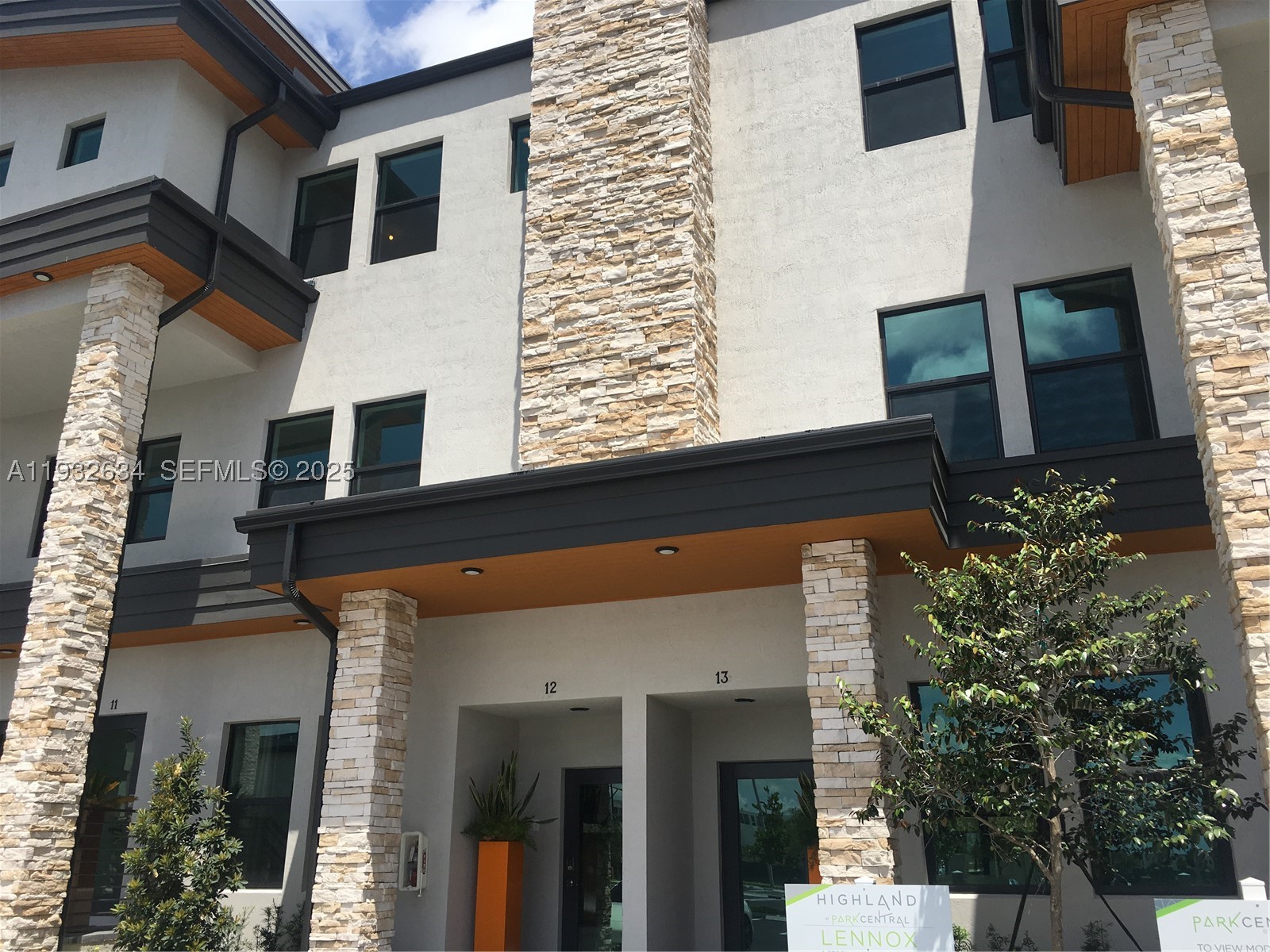 Residential in Doral 2