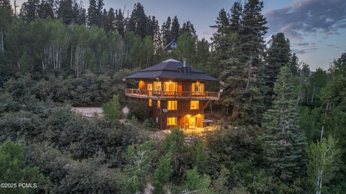 2421 S Navajo Rd, Coalville, UT, 84017-9382 | Card Image