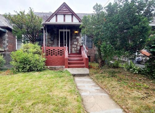 85-78 66th Avenue, New York, NY, 11374 | Card Image