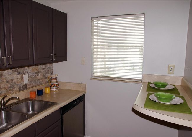 APT-101 - 709 75 Th St, Condo with 3 bedrooms, 2 bathrooms and null parking in GAINESVILLE FL | Image 4