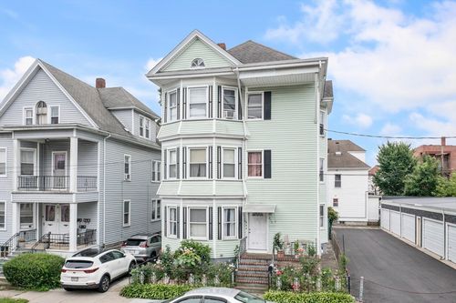210 Whitman St, New Bedford, MA, 02745-5293 | Card Image