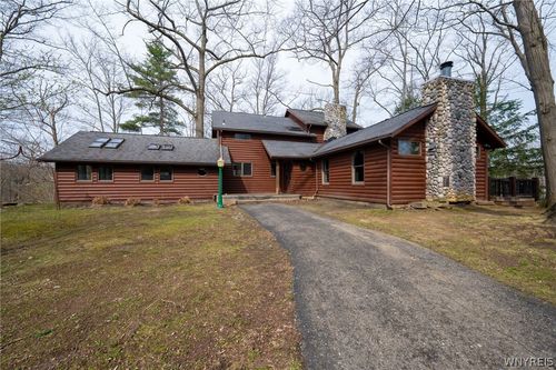 3752 Hampton Brook Dr, Hamburg, NY, 14075-6342 | Card Image