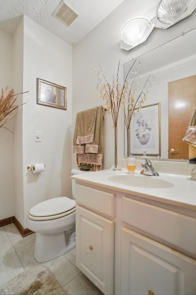 1111 Harley Run Dr, House other with 3 bedrooms, 3 bathrooms and null parking in Blacklick OH | Image 22