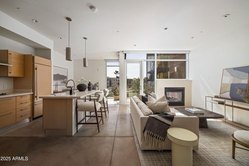 3008-4745 N Scottsdale Rd, Scottsdale, AZ, 85251-7671 | Card Image