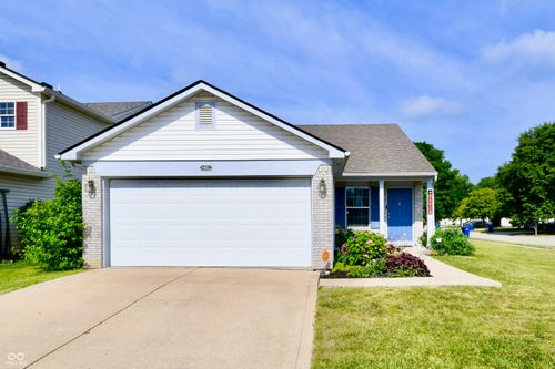 6462 Titania Dr, Indianapolis, IN, 46236-7707 | Card Image