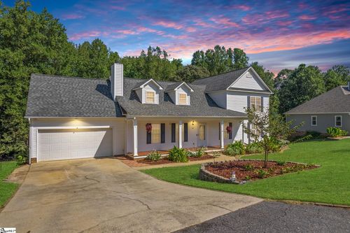 305 Wildmarsh Rd, Piedmont, SC, 29673-7653 | Card Image