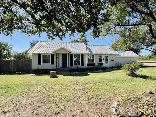 713 Spring St, Granbury, TX, 76048-2347 | Card Image