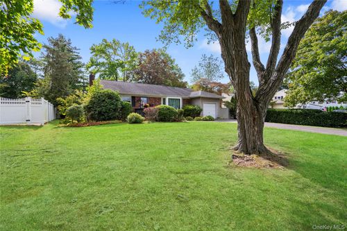 6 Violet Ln, Commack, NY, 11725-3627 | Card Image