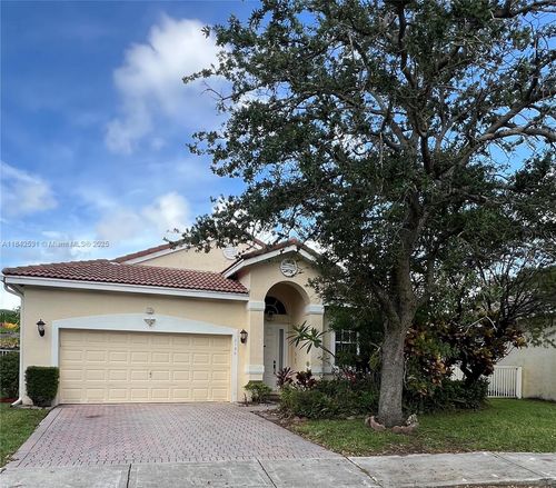 2130 Nw 166th Ave, Pembroke Pines, FL, 33028-1718 | Card Image