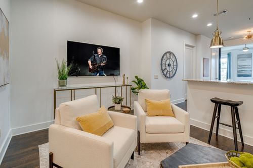 apt-404-210 30th Ave N, Nashville, TN, 37203-1564 | Card Image