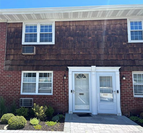 2b-1 Anchorage Ln, Oyster Bay, NY, 11771-2719 | Card Image